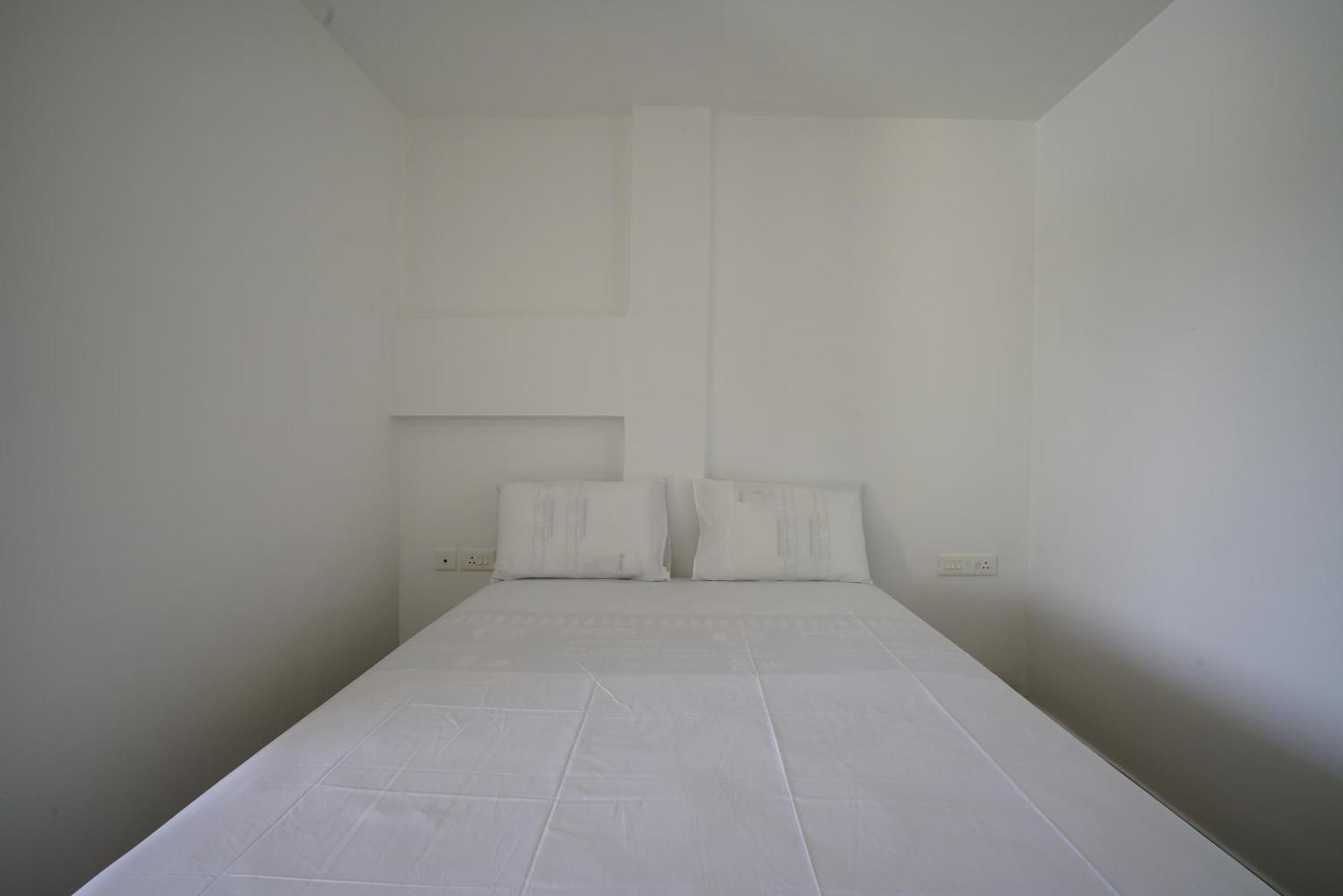Quilon Residency Kundara Hotel Perumanseri Exterior photo